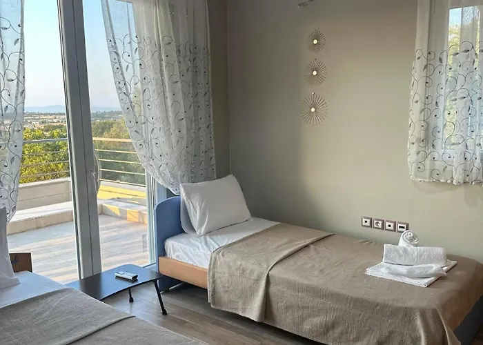 Sunrise Villa *