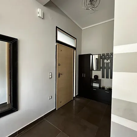 Sunrise Villa *