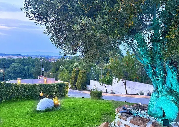 Sunrise Villa *